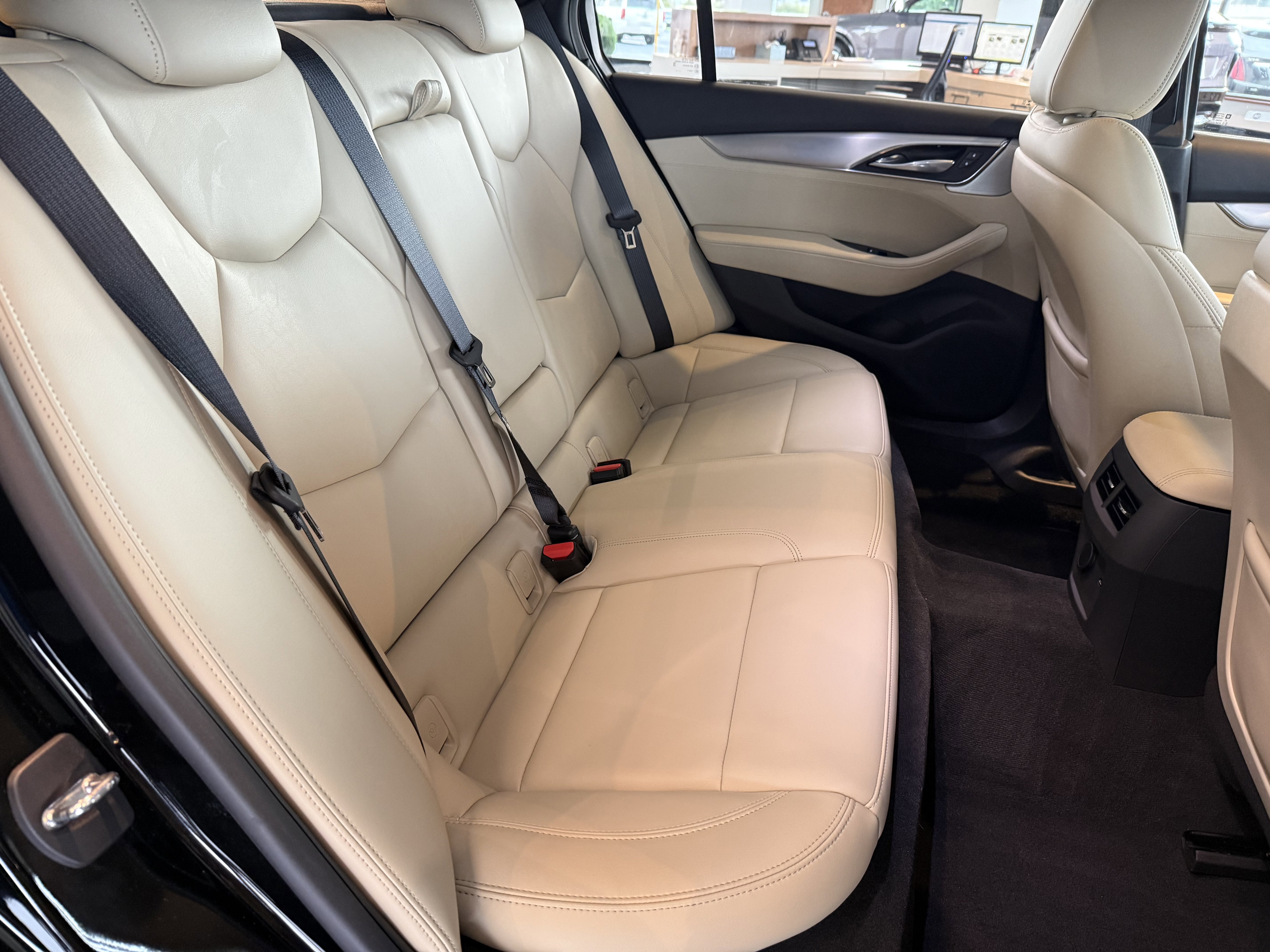 2023 Cadillac CT5 Luxury