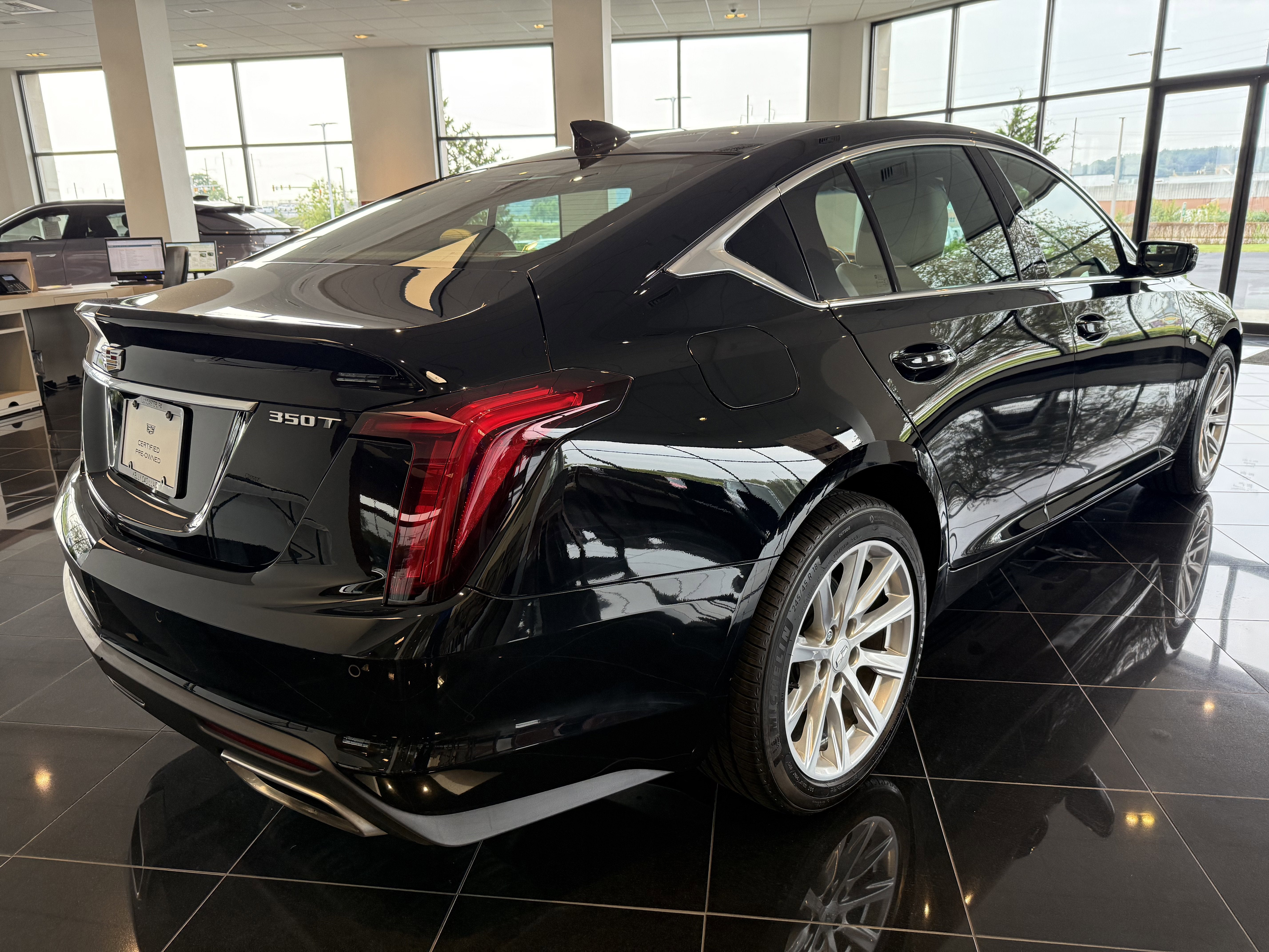 2023 Cadillac CT5 Luxury