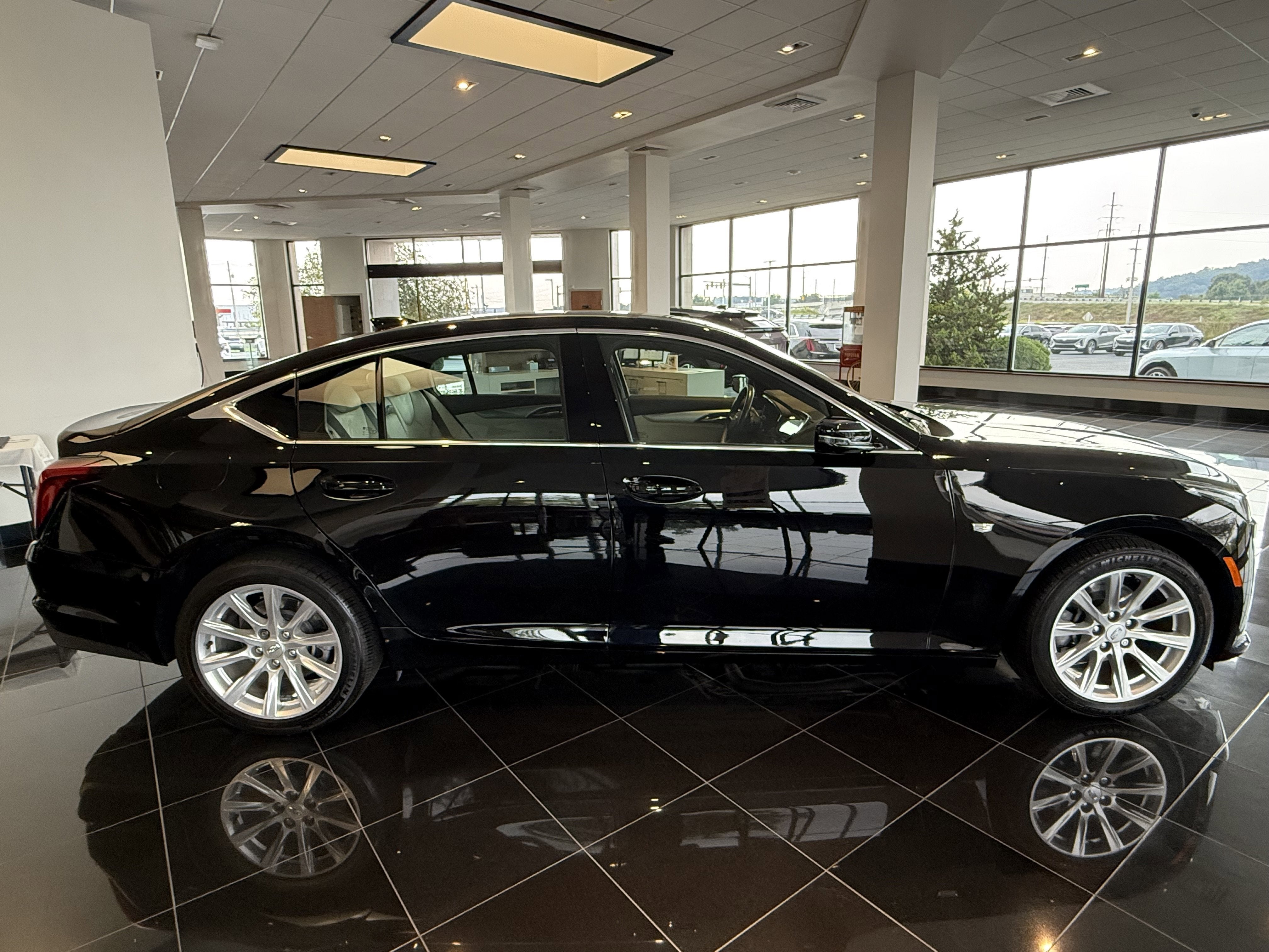 2023 Cadillac CT5 Luxury