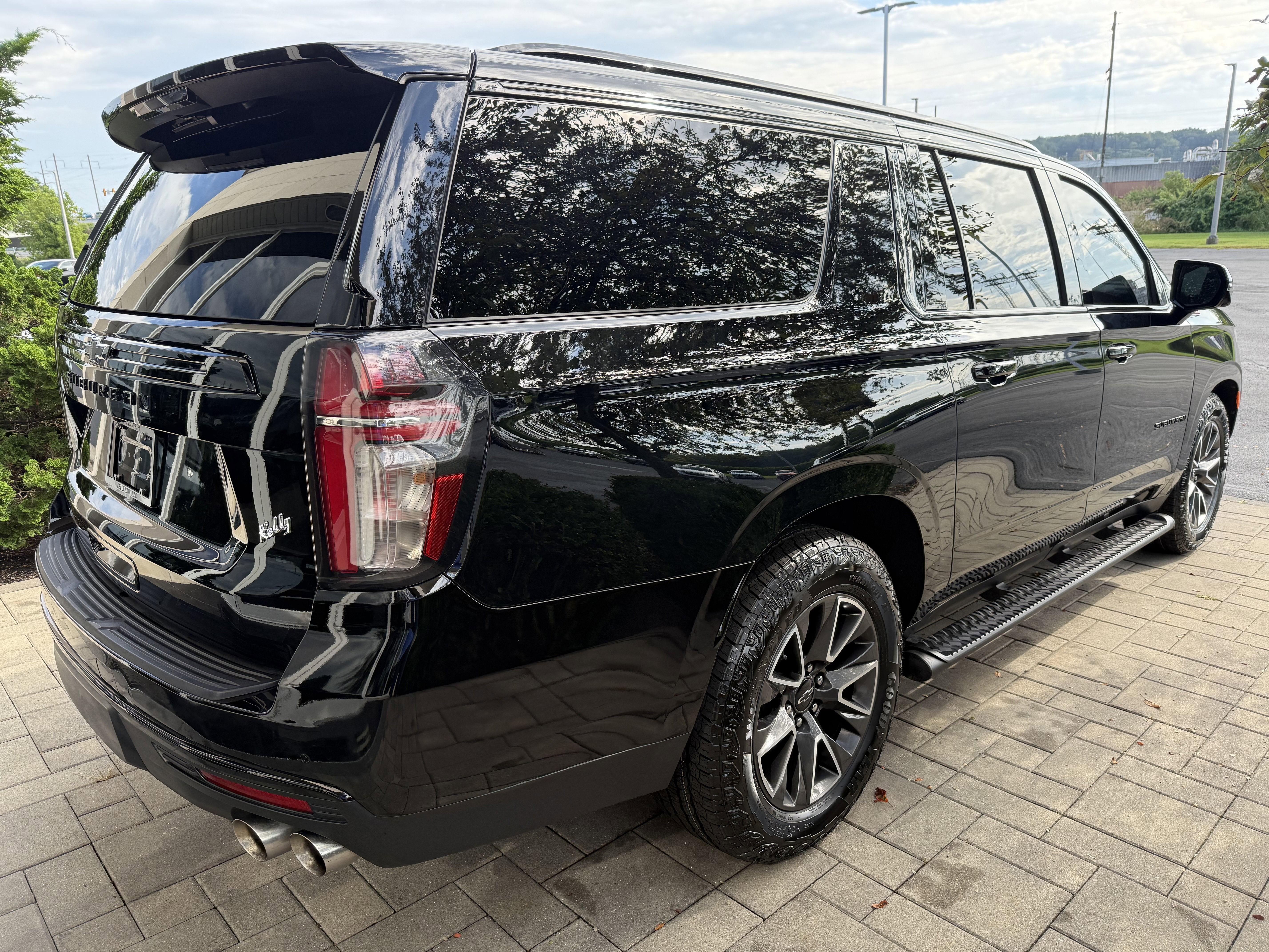 2023 Chevrolet Suburban Z71