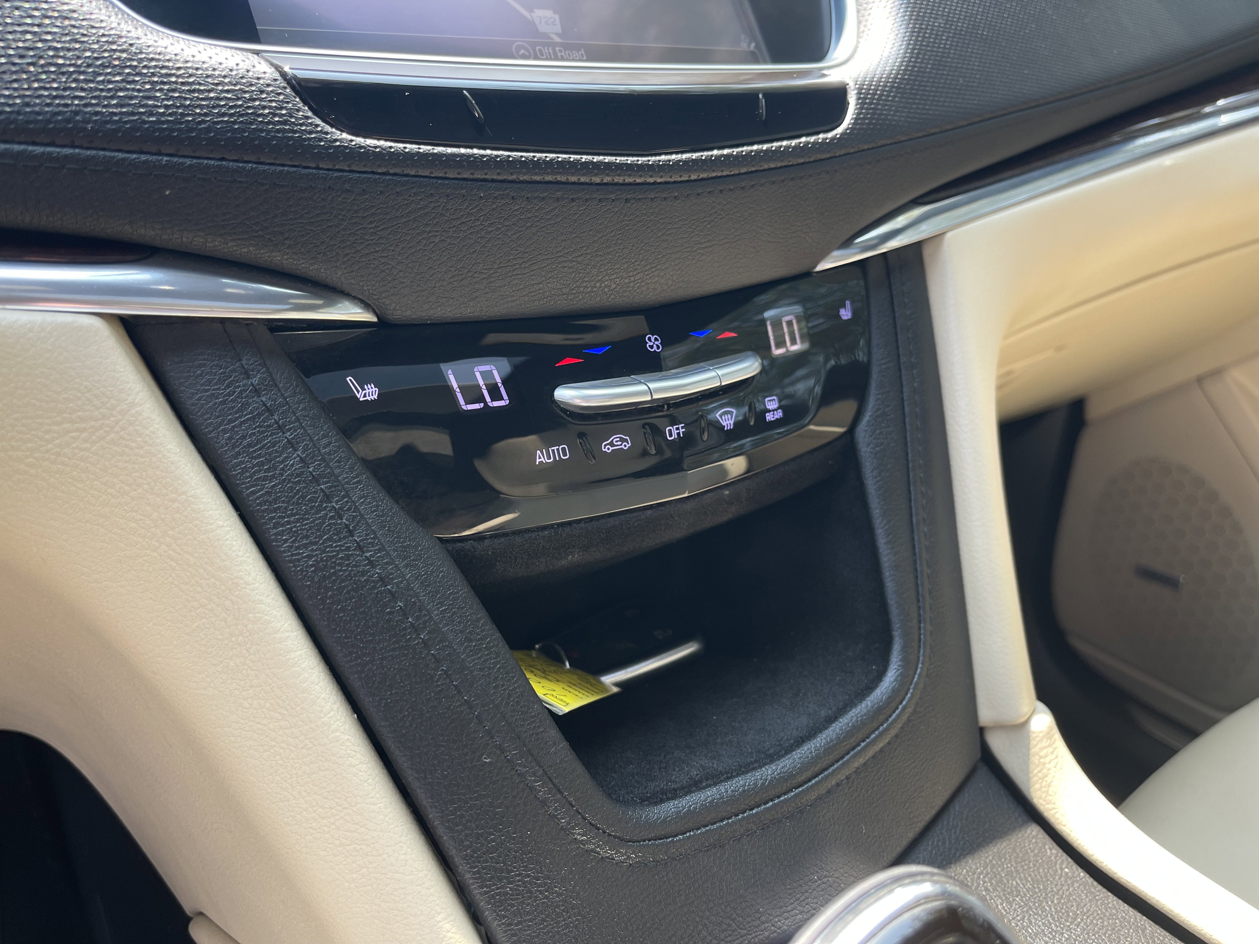 2017 Cadillac XT5 Luxury AWD