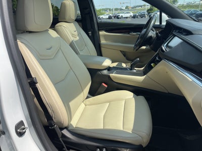 2017 Cadillac XT5 Luxury AWD