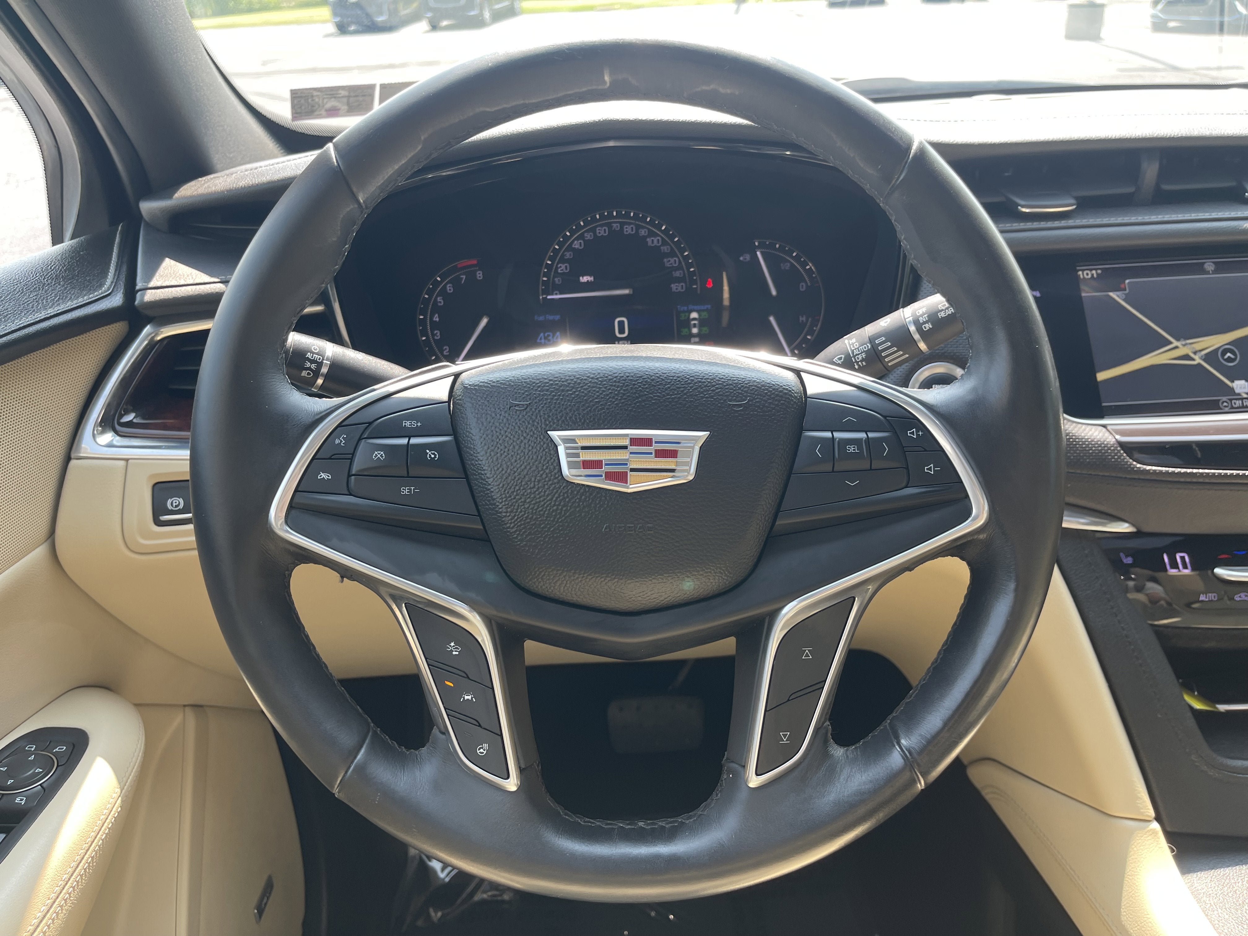 2017 Cadillac XT5 Luxury AWD