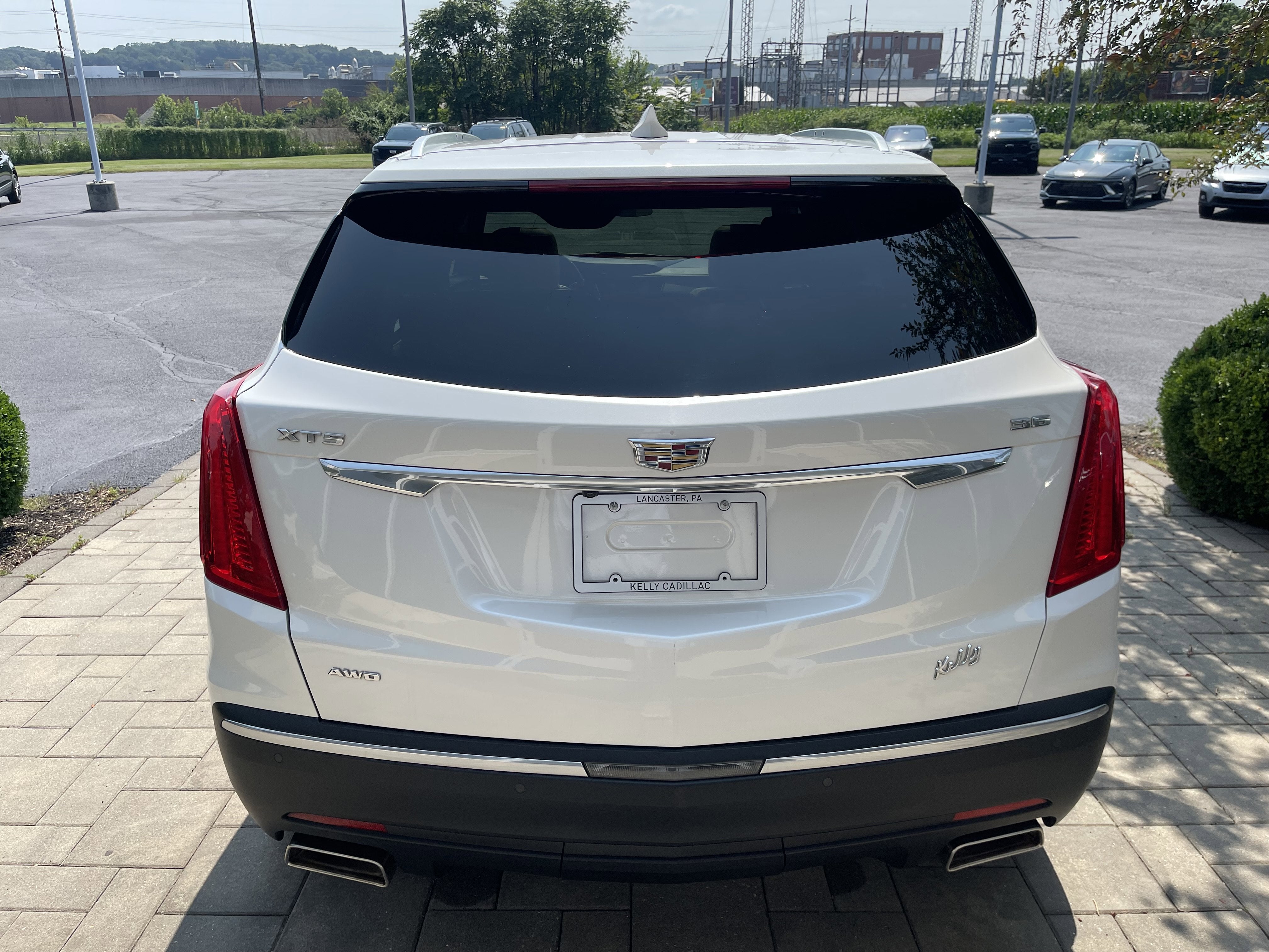 2017 Cadillac XT5 Luxury AWD