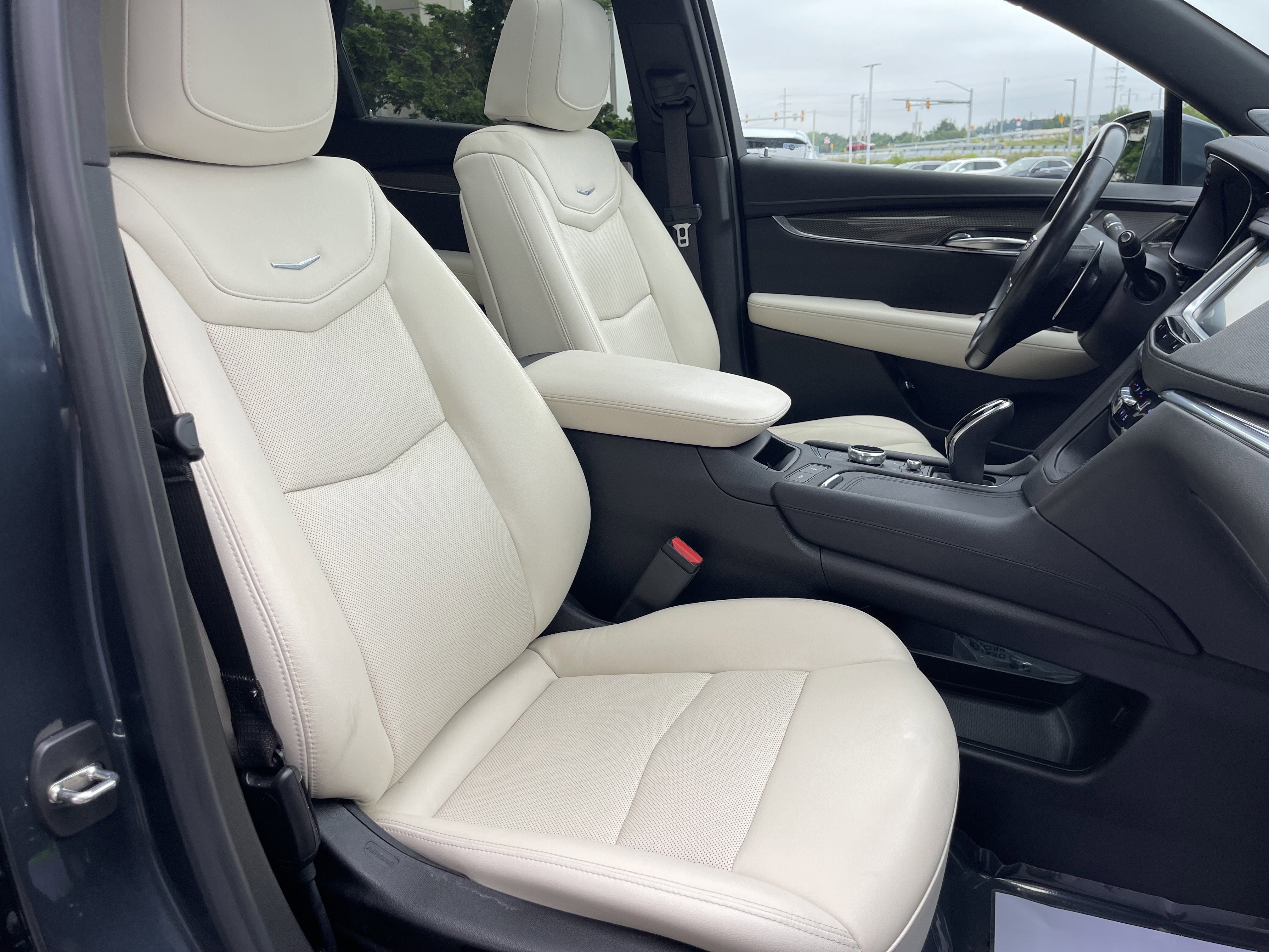 2020 Cadillac XT5 Sport