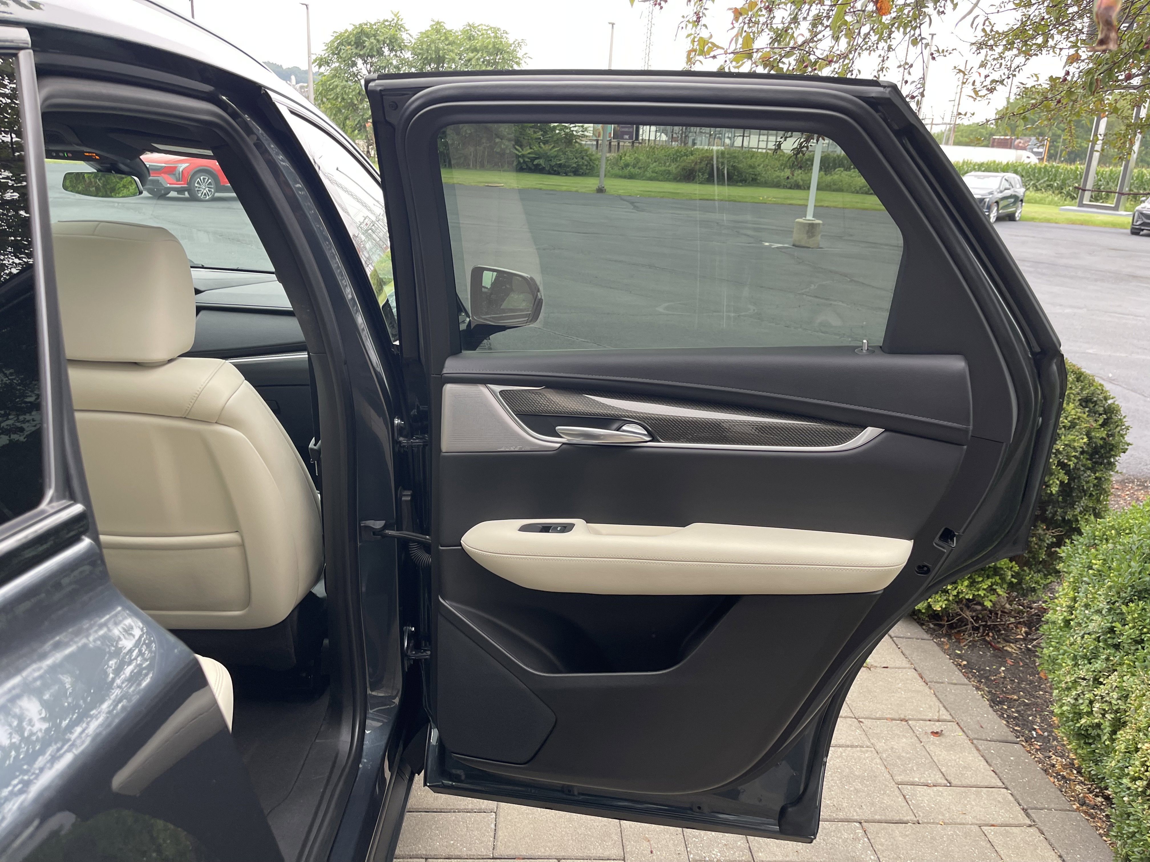 2020 Cadillac XT5 Sport