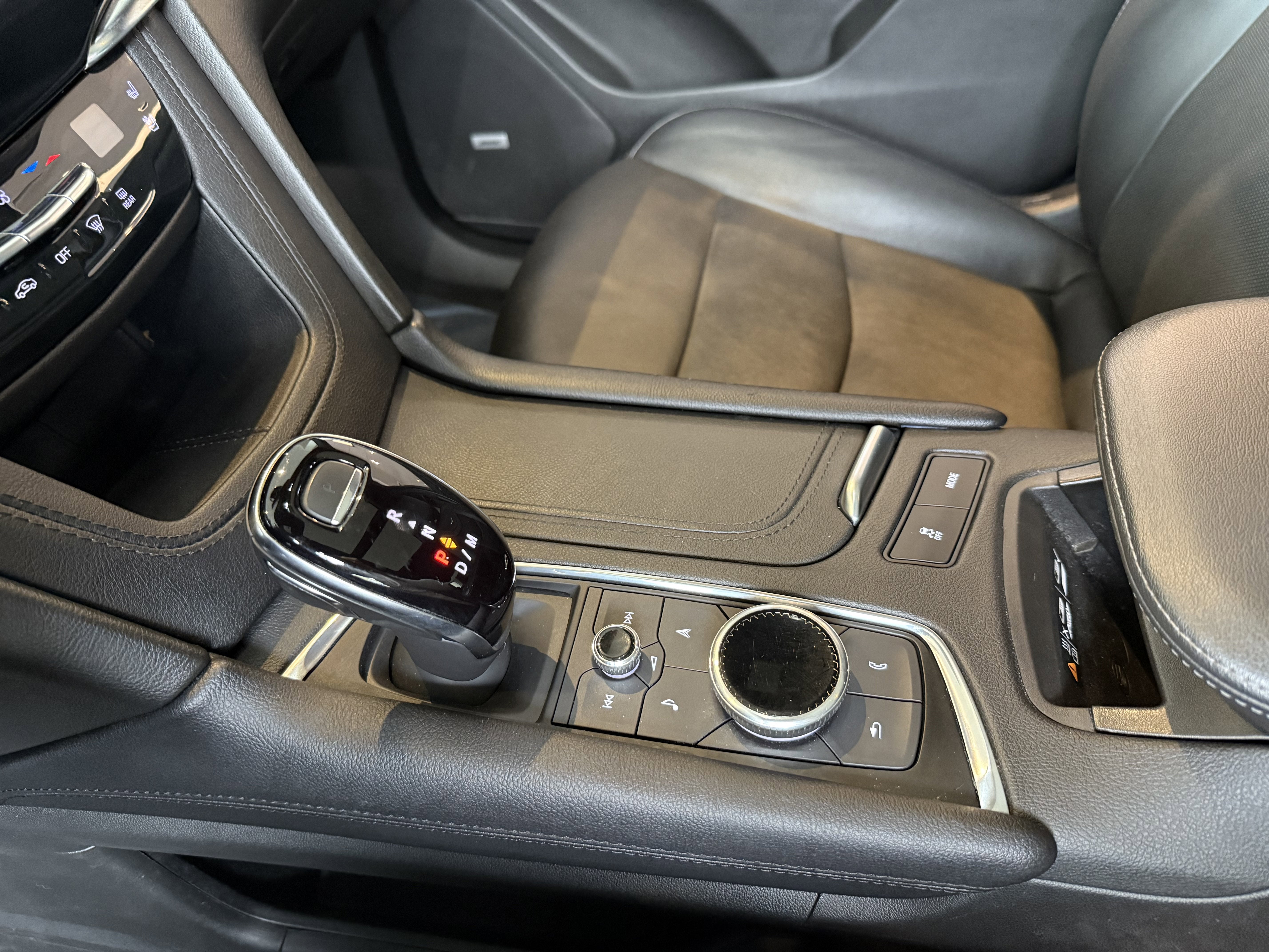 2021 Cadillac XT6 Sport