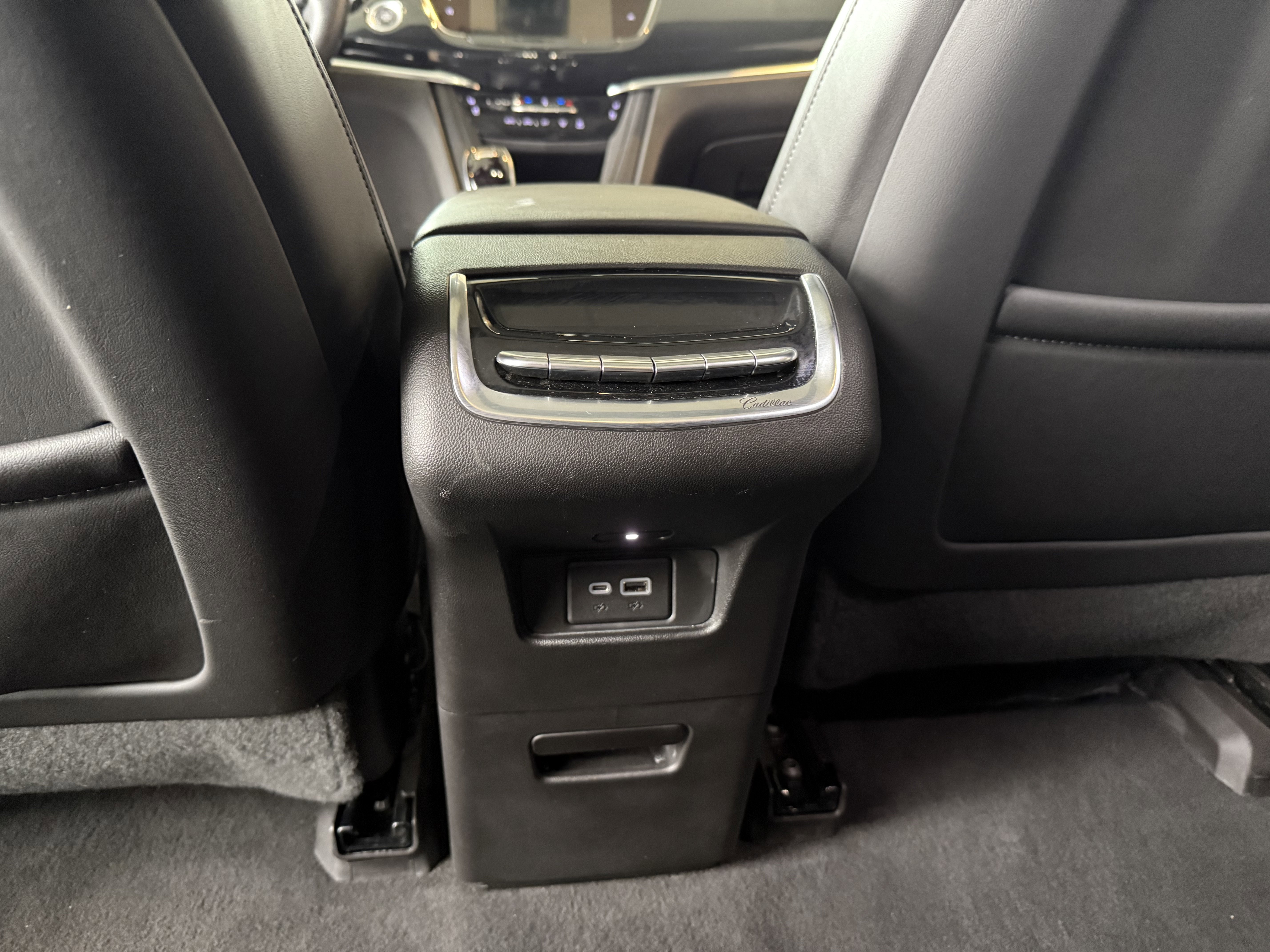 2021 Cadillac XT6 Sport