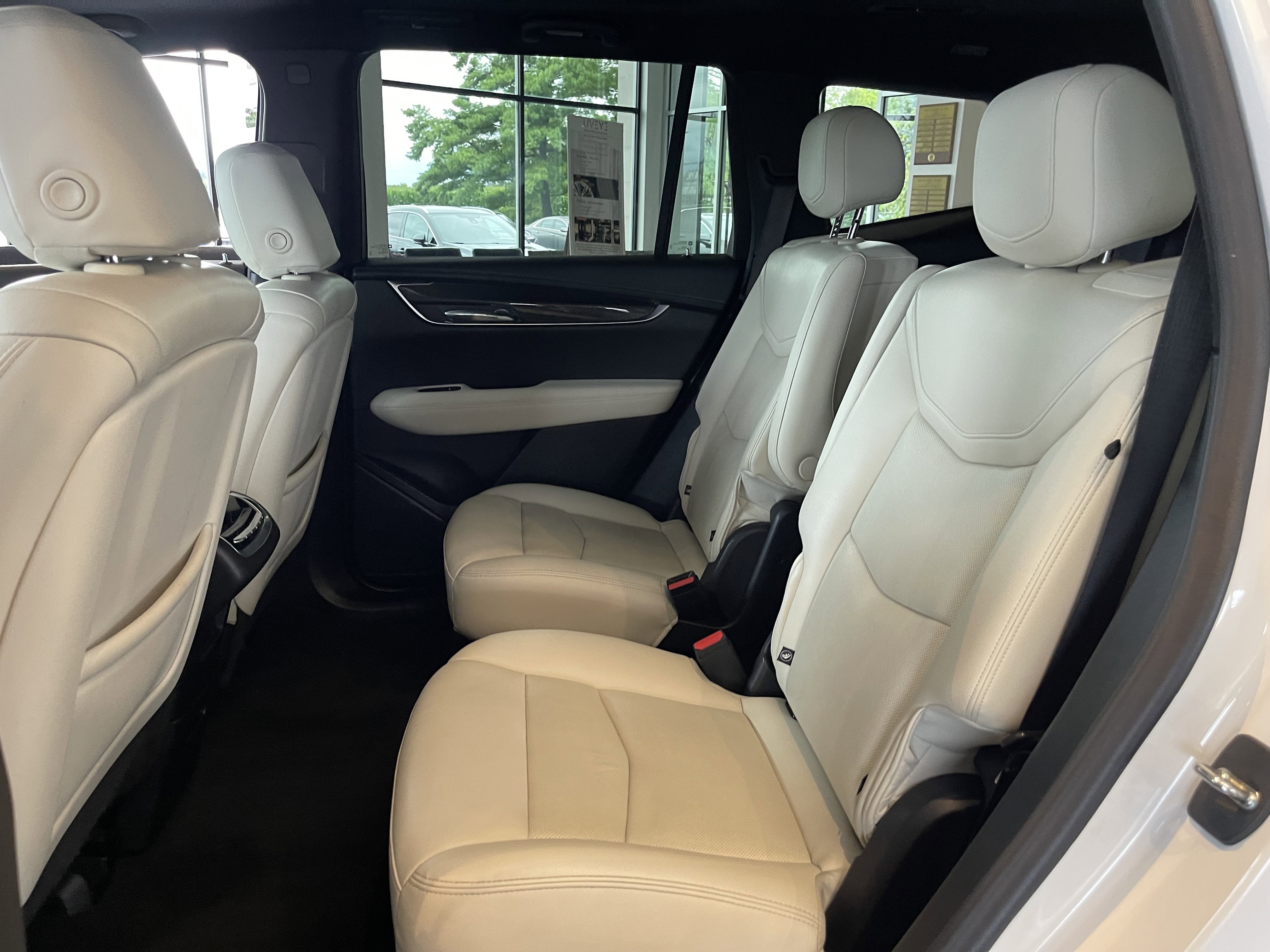 2022 Cadillac XT6 Sport