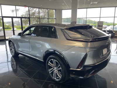 2024 Cadillac LYRIQ Luxury 1