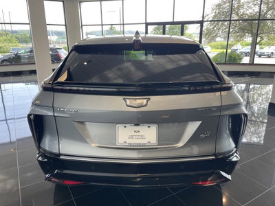 2024 Cadillac LYRIQ Luxury 1