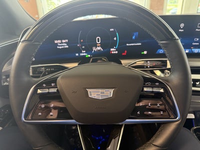 2024 Cadillac LYRIQ Luxury 2