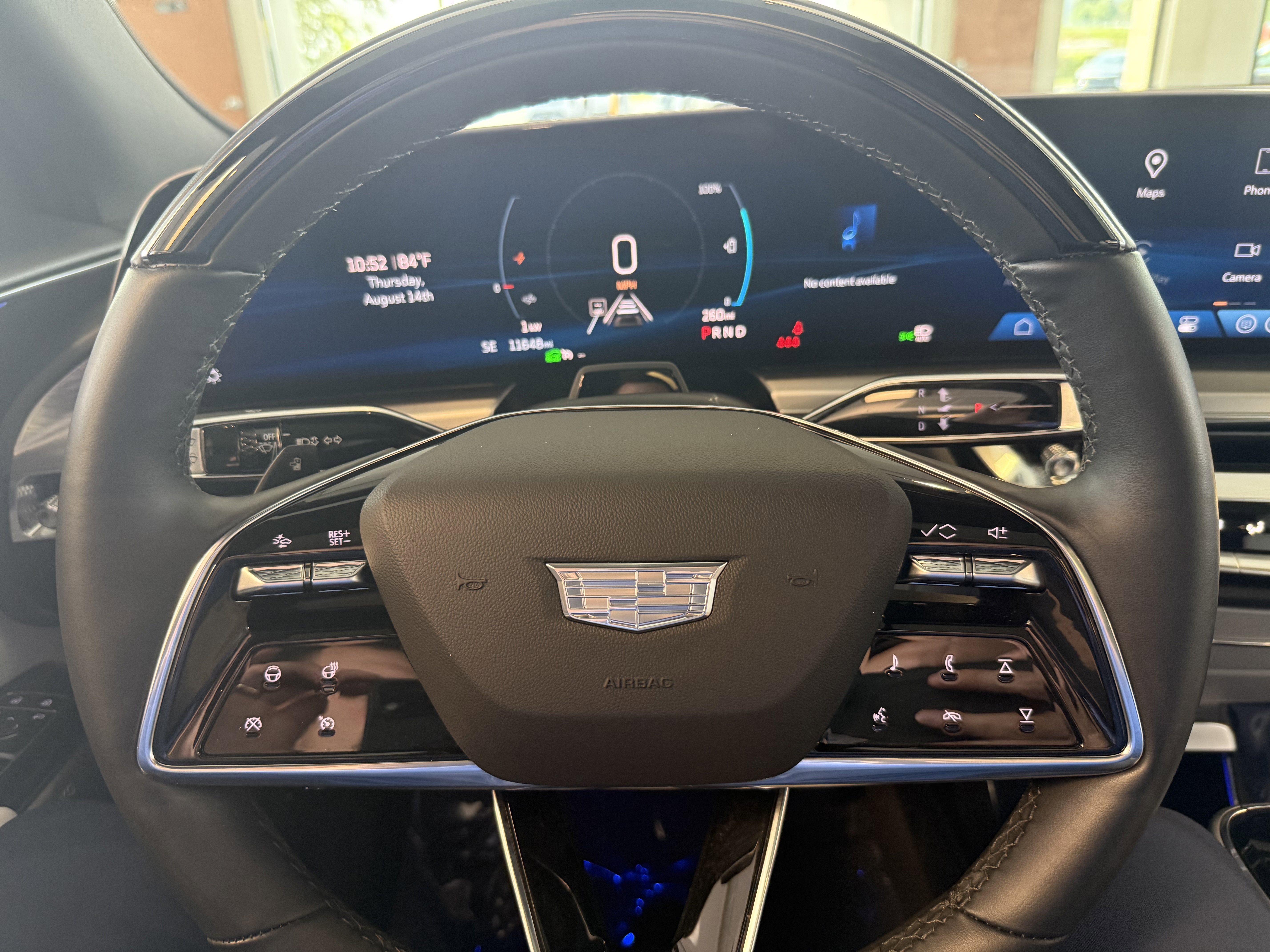 2024 Cadillac LYRIQ Luxury 2