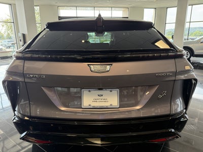 2024 Cadillac LYRIQ Luxury 2