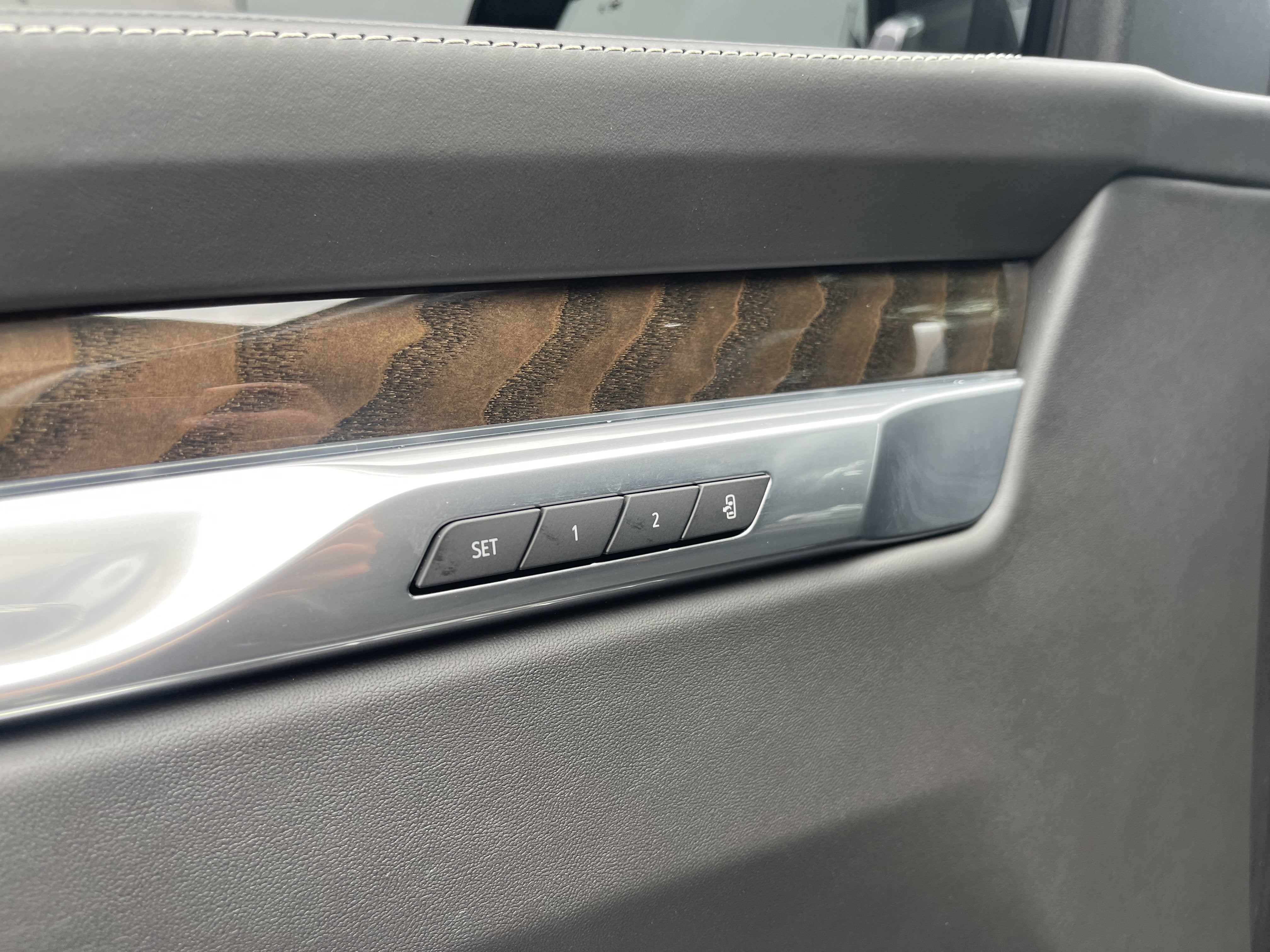 2025 Cadillac Escalade Sport Platinum