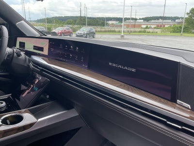 2025 Cadillac Escalade Sport Platinum