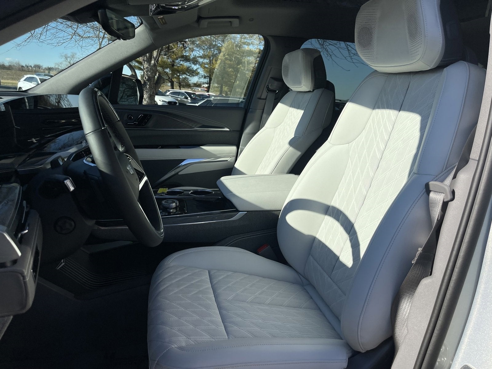 2025 Cadillac ESCALADE IQ Luxury 1