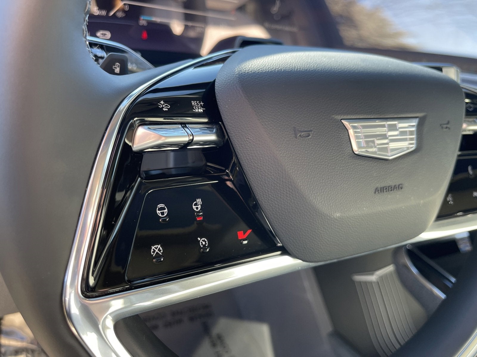 2025 Cadillac ESCALADE IQ Luxury 1