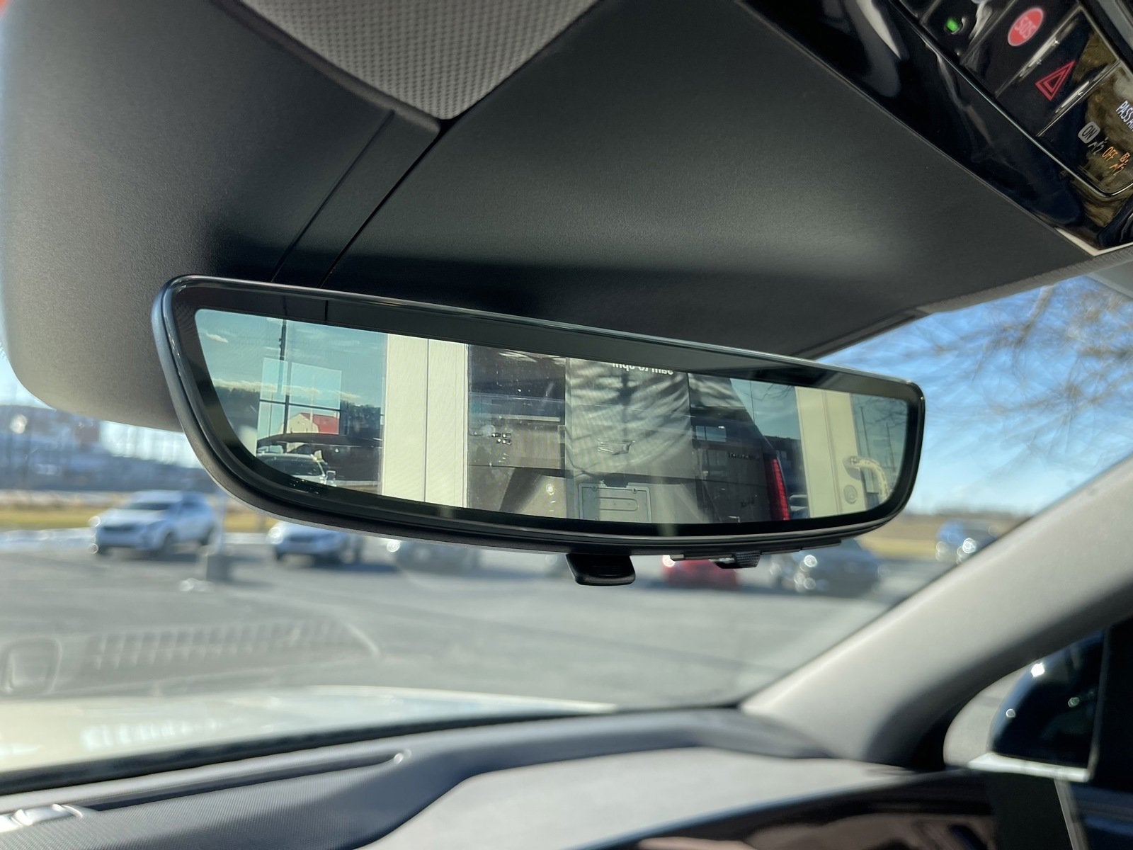 2025 Cadillac ESCALADE IQ Luxury 1