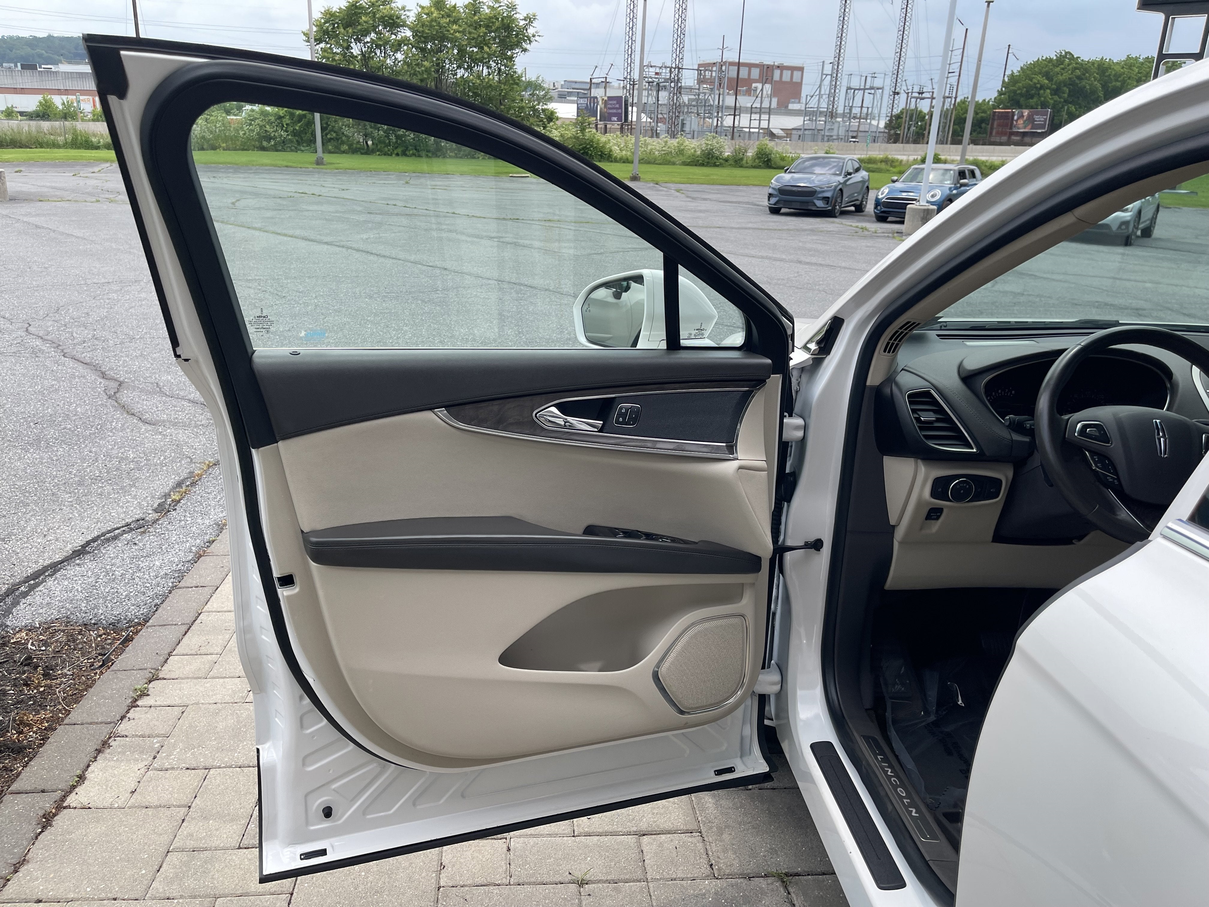 2017 Lincoln MKX Reserve