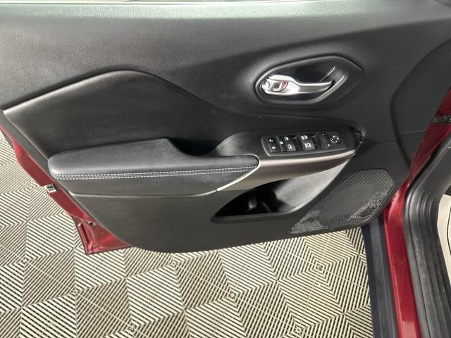 2019 Jeep Cherokee Latitude Plus 4x4