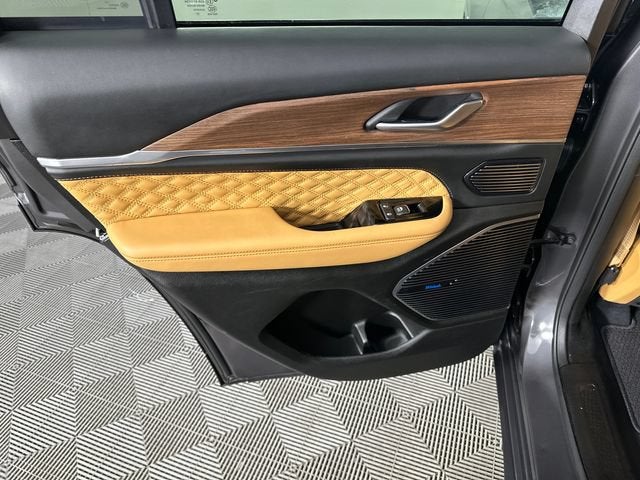 2023 Jeep Grand Cherokee Summit