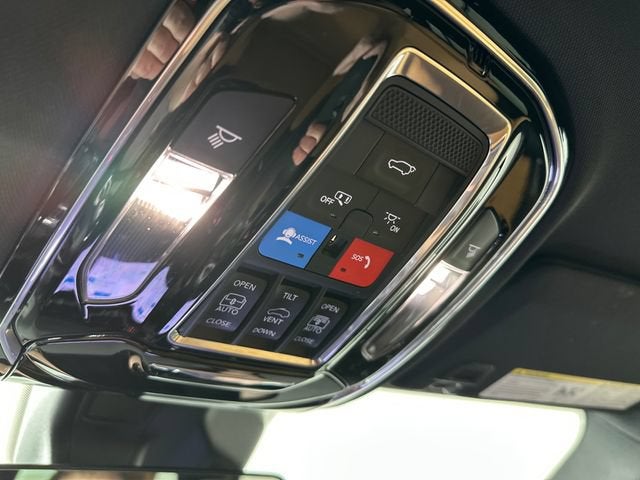 2023 Jeep Grand Cherokee Summit