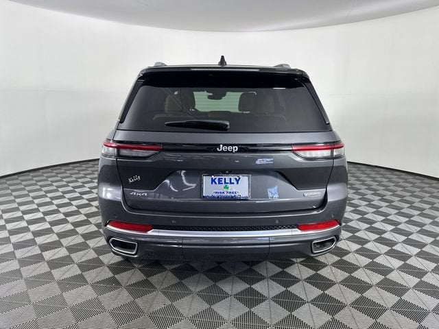 2023 Jeep Grand Cherokee Summit