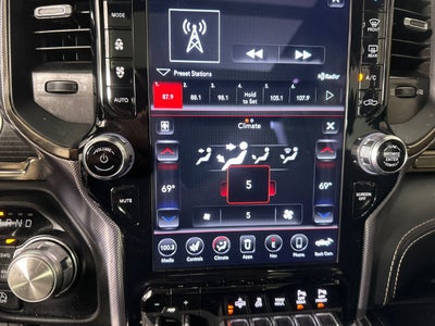 2021 RAM 1500 Limited Crew Cab 4x4 5'7" Box