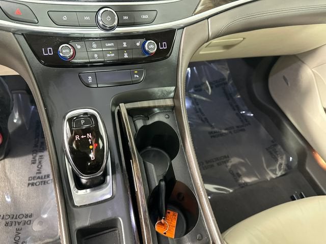 2017 Buick LaCrosse Essence