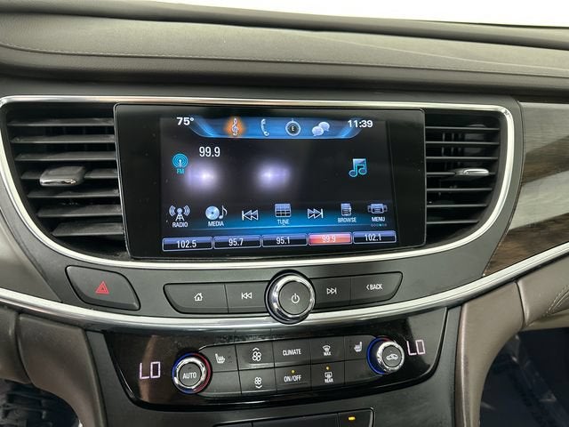 2017 Buick LaCrosse Essence