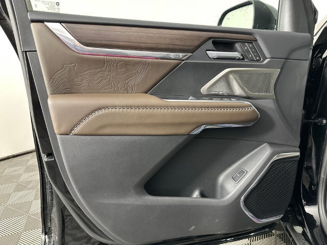 2027 GMC Acadia Denali Ultimate