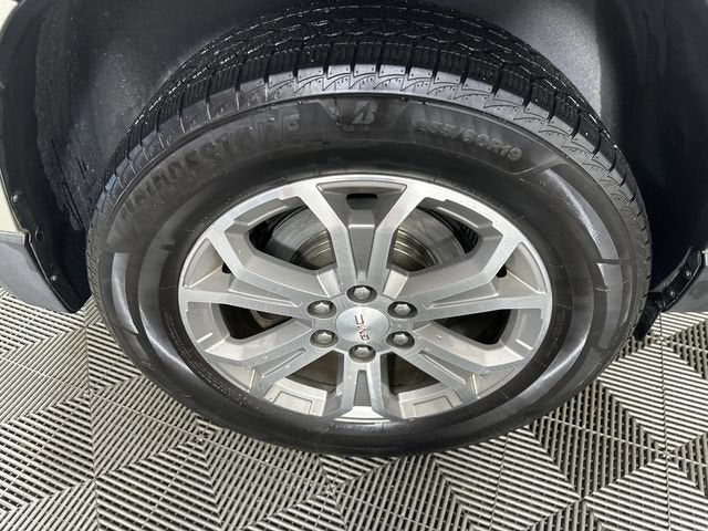 2015 GMC Acadia SLT