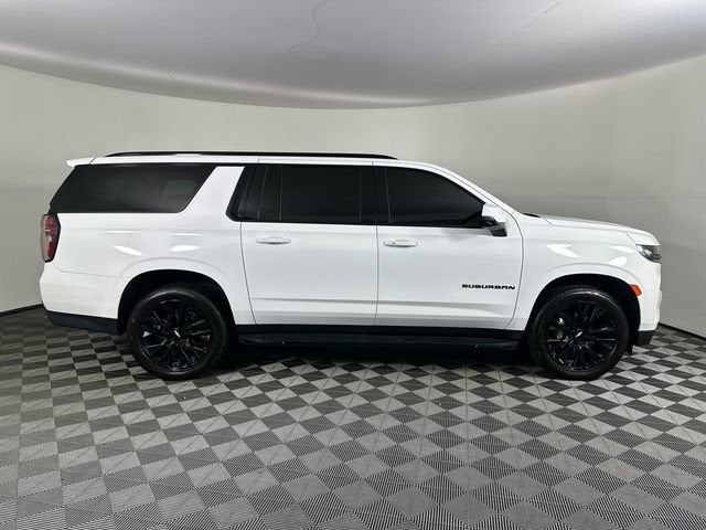 2021 Chevrolet Suburban RST