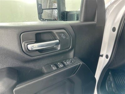 2025 GMC Sierra 2500 HD Pro