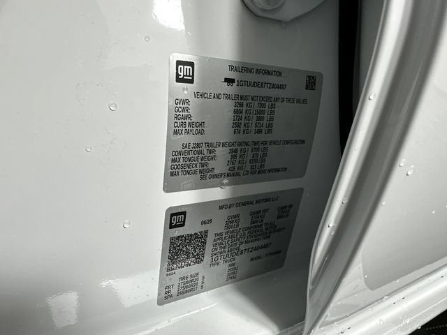2026 GMC Sierra 1500 SLT