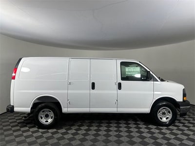 2025 GMC Savana Cargo 2500 Work Van