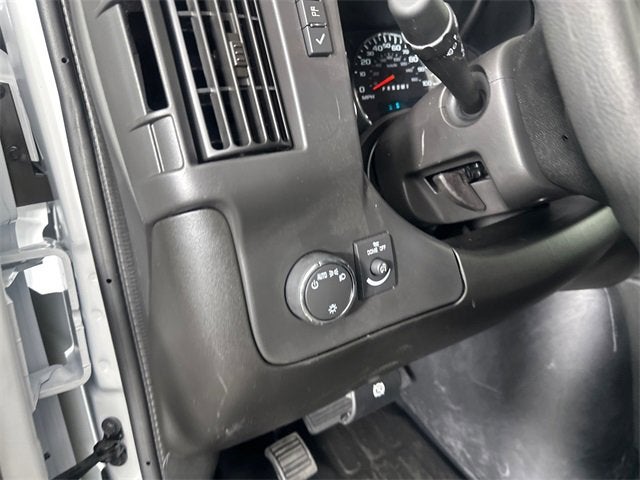 2025 GMC Savana Cargo 2500 Work Van