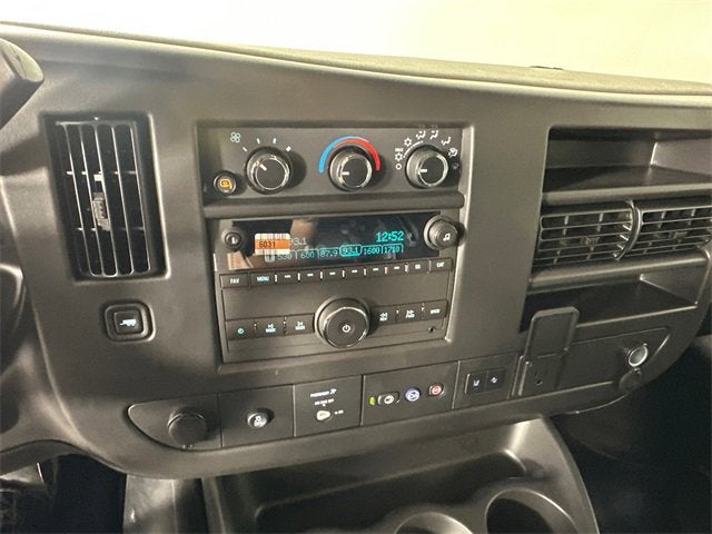 2025 GMC Savana Cargo 2500 Work Van