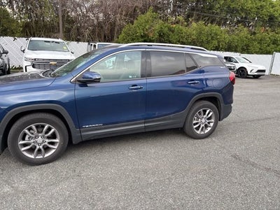 2022 GMC Terrain SLT