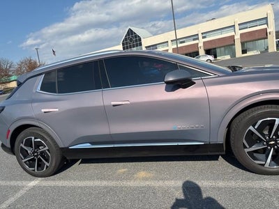 2025 Chevrolet Equinox EV LT