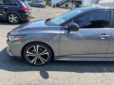 2022 Nissan Sentra SR Xtronic CVT
