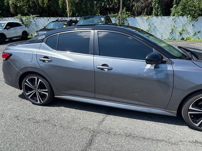 2022 Nissan Sentra SR Xtronic CVT