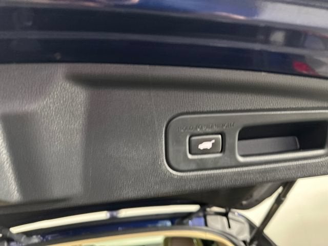 2022 Acura MDX Standard