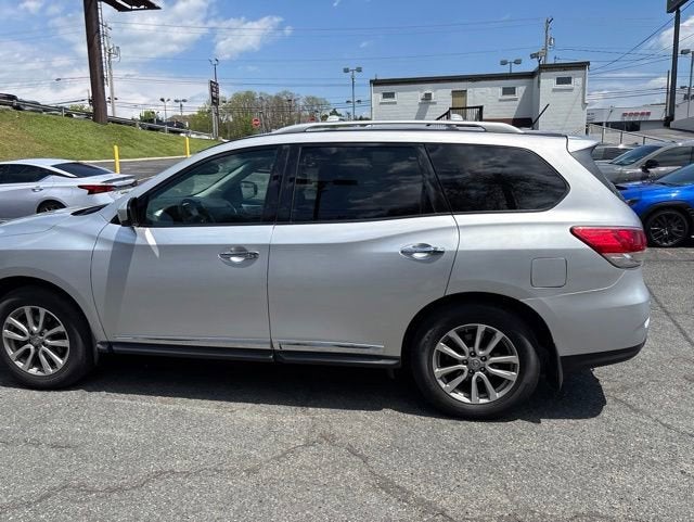 2015 Nissan Pathfinder SL