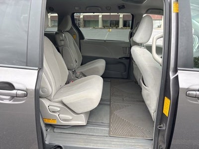 2014 Toyota Sienna LE AAS