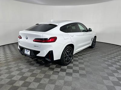 2023 BMW X4 xDrive30i