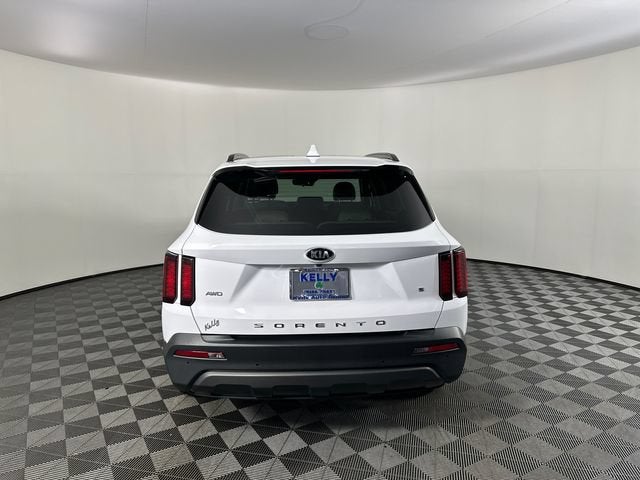 2021 Kia Sorento S