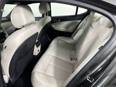 2025 Genesis G70 2.5T RWD