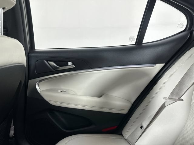 2025 Genesis G70 2.5T RWD